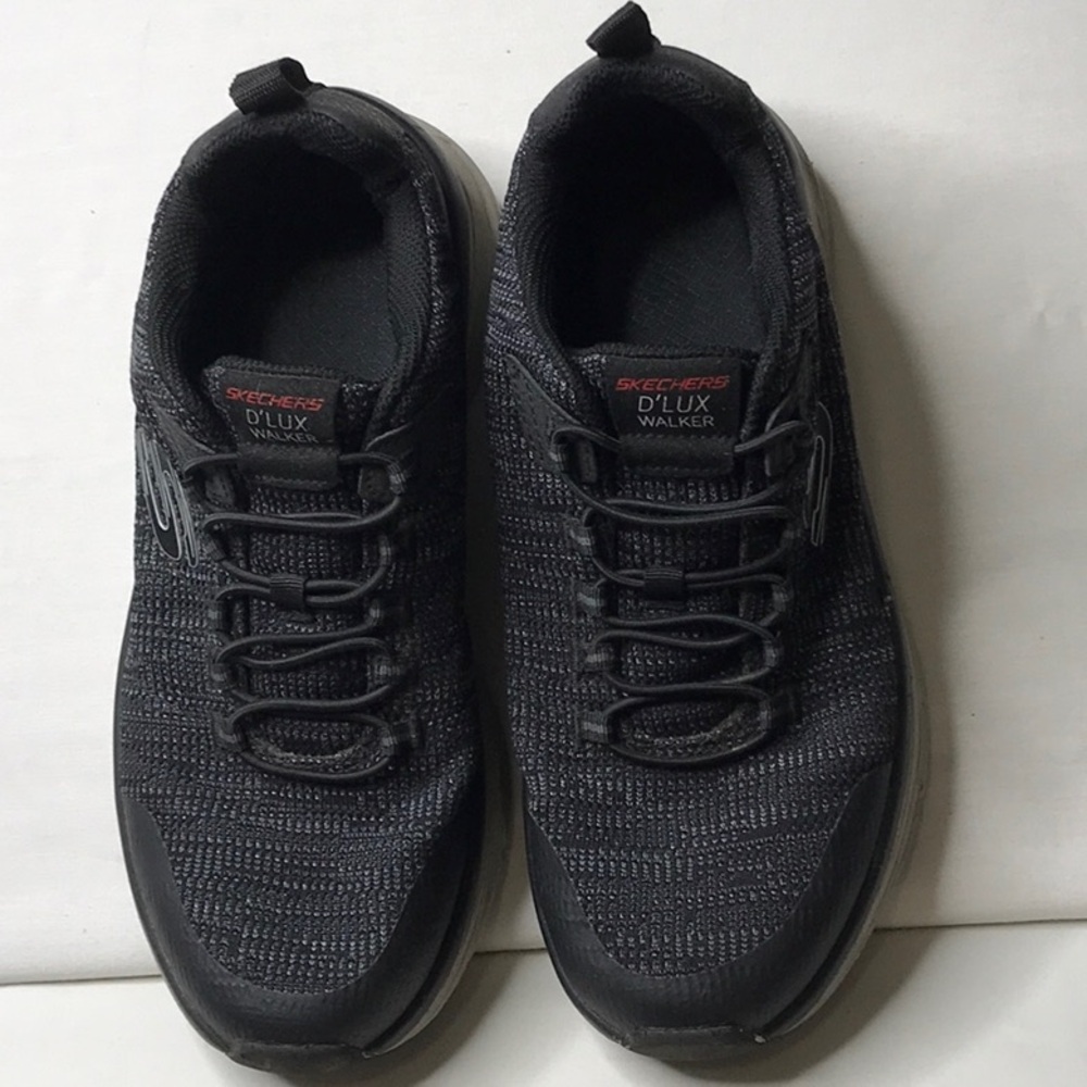Men’s Skechers Black Athletic Sneakers Lightweight Mesh Size 8